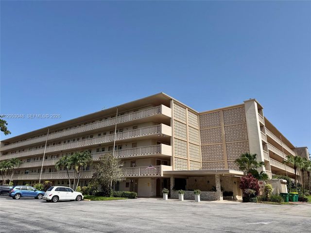 4700 Washington St 502, Hollywood, FL 33021