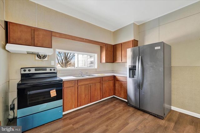 49-51 N WALNUT ST, Mount Carmel, PA 17851