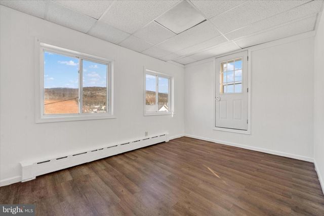 49-51 N WALNUT ST, Mount Carmel, PA 17851