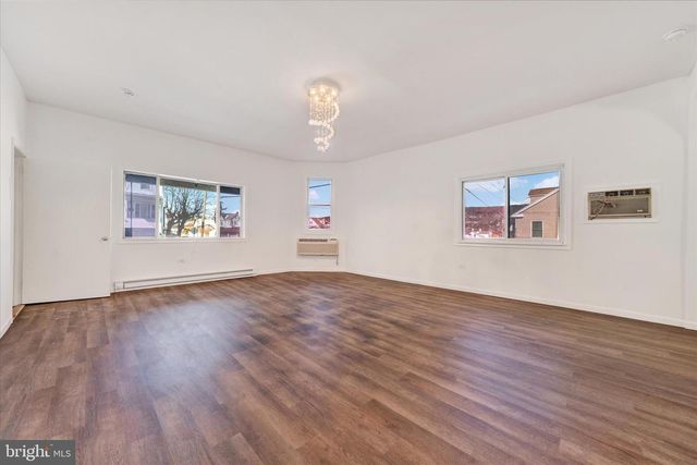 49-51 N WALNUT ST, Mount Carmel, PA 17851