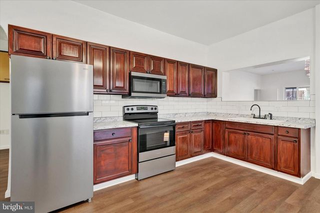 49-51 N WALNUT ST, Mount Carmel, PA 17851