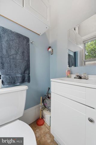 266 ROCHELLE AVE, Philadelphia, PA 19128