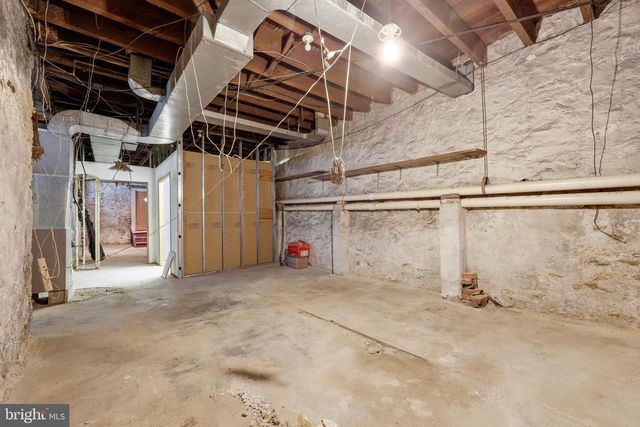 266 ROCHELLE AVE, Philadelphia, PA 19128
