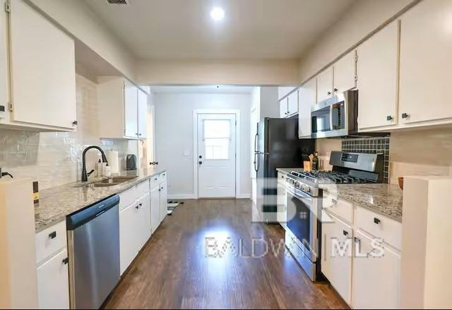 411 E Orange Avenue, Foley, AL 36535