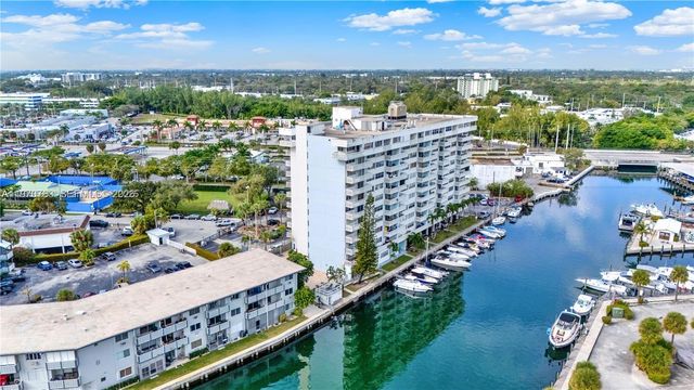 13155 Ixora Court 311, North Miami, FL 33181