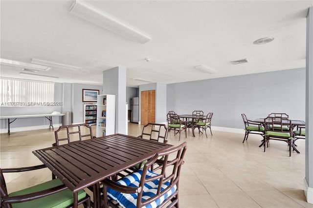 13155 Ixora Court 311, North Miami, FL 33181