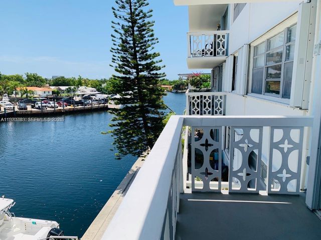 13155 Ixora Court 311, North Miami, FL 33181
