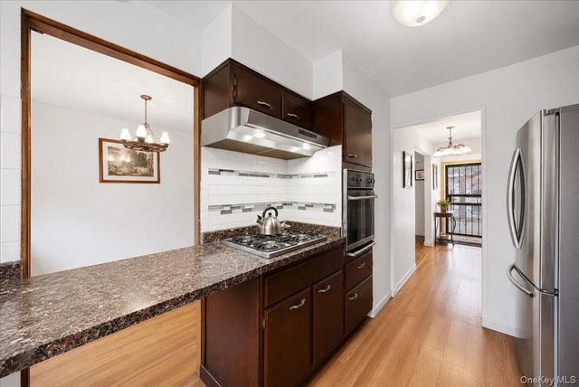 4165 Baychester Avenue, Bronx, NY 10466