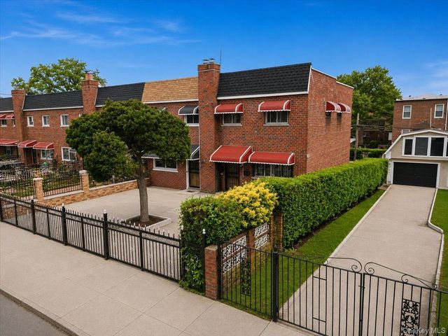 4165 Baychester Avenue, Bronx, NY 10466