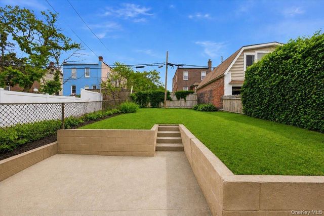 4165 Baychester Avenue, Bronx, NY 10466