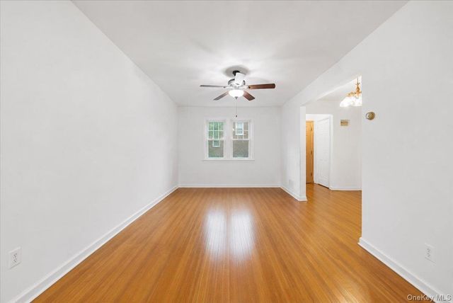 4165 Baychester Avenue, Bronx, NY 10466