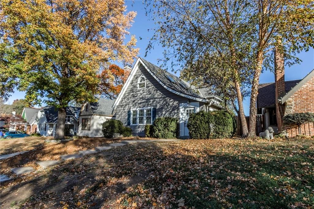 320 E 69th Street, Kansas City, MO 64113