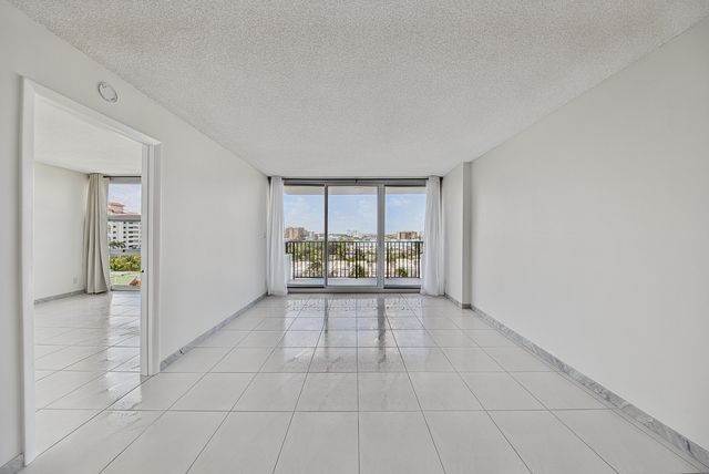 531 N Ocean Boulevard 805, Pompano Beach, FL 33062