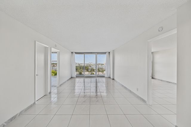 531 N Ocean Boulevard 805, Pompano Beach, FL 33062