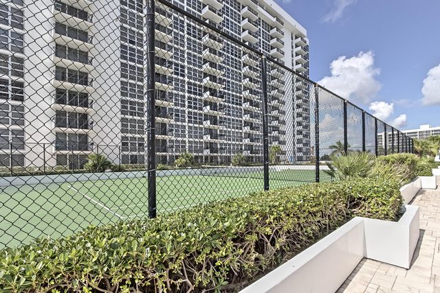 531 N Ocean Boulevard 805, Pompano Beach, FL 33062