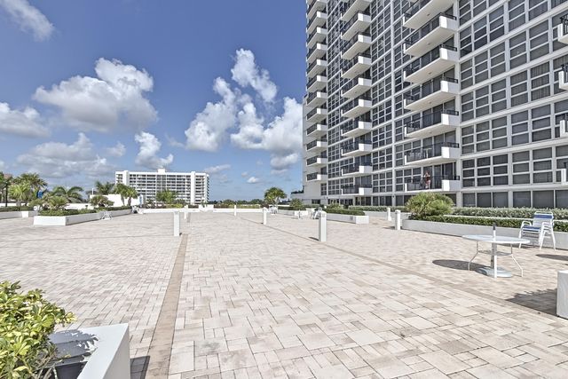 531 N Ocean Boulevard 805, Pompano Beach, FL 33062