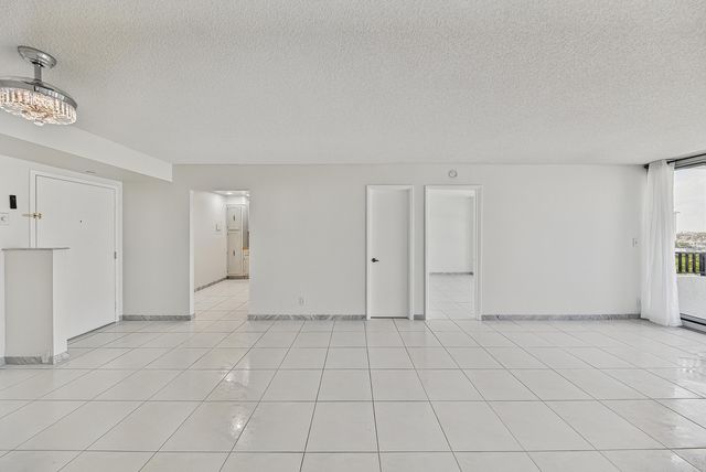 531 N Ocean Boulevard 805, Pompano Beach, FL 33062