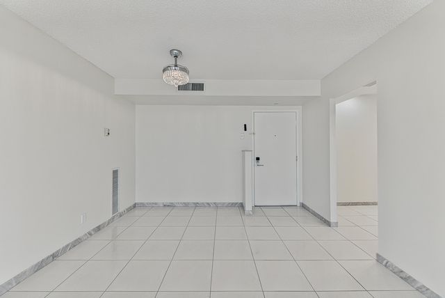 531 N Ocean Boulevard 805, Pompano Beach, FL 33062