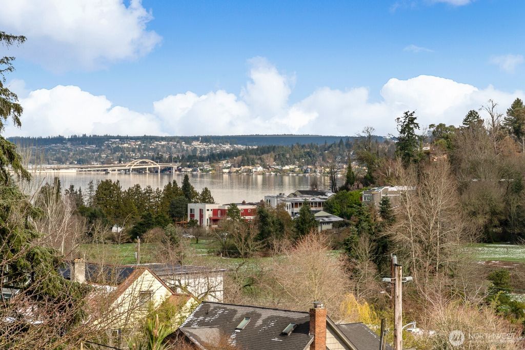 4108 41st Avenue S, Seattle, WA 98118