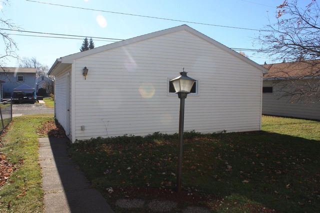 820 Lincoln St, Superior, WI 54880