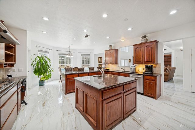 21992 Blazing Trail, New Caney, TX 77357