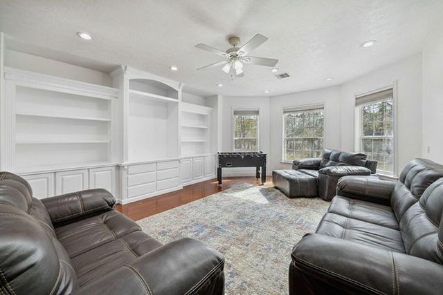 21992 Blazing Trail, New Caney, TX 77357