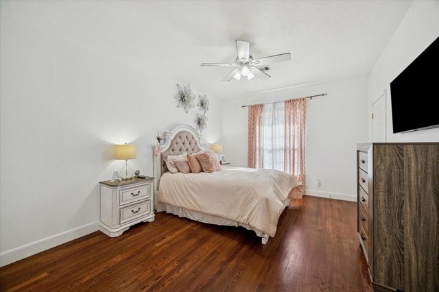 21992 Blazing Trail, New Caney, TX 77357