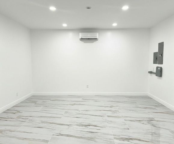 21992 Blazing Trail, New Caney, TX 77357