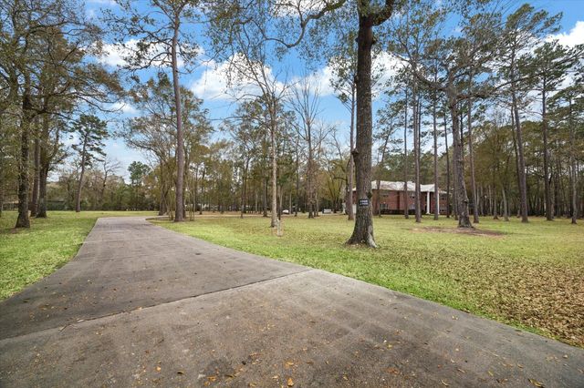 21992 Blazing Trail, New Caney, TX 77357