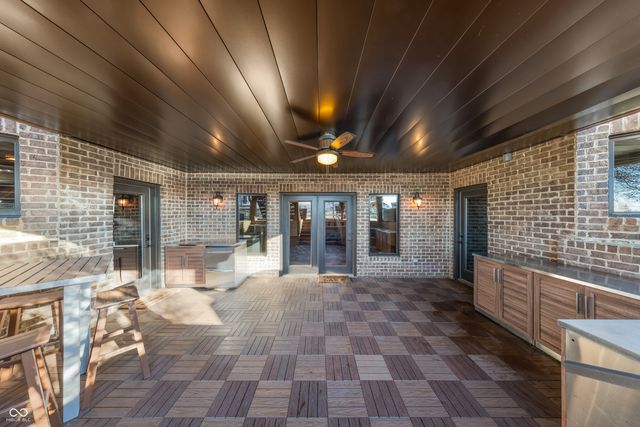 13400 Cambridge Cove Way, Fishers, IN 46055