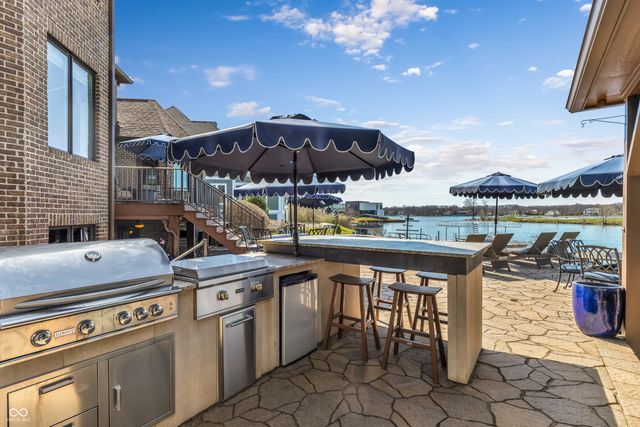 13400 Cambridge Cove Way, Fishers, IN 46055