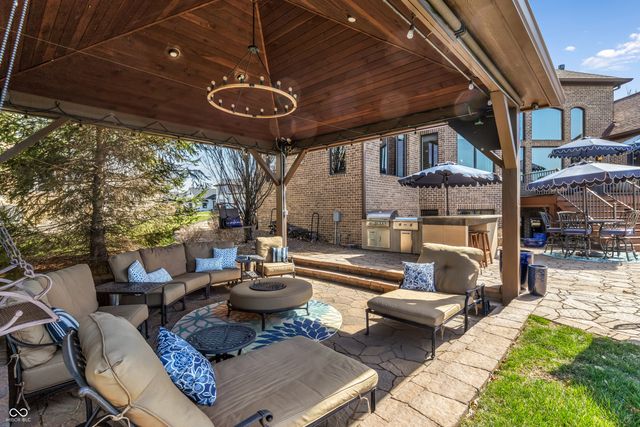 13400 Cambridge Cove Way, Fishers, IN 46055