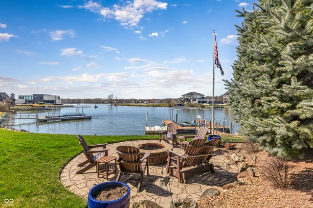 13400 Cambridge Cove Way, Fishers, IN 46055