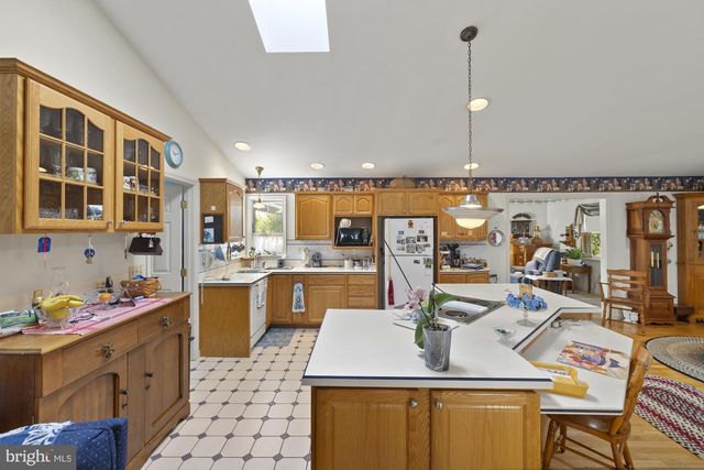 327 BEAVER ST, East Berlin, PA 17316