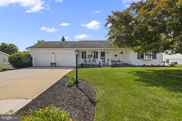 327 BEAVER ST, East Berlin, PA 17316