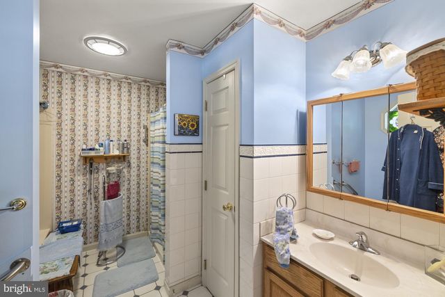 327 BEAVER ST, East Berlin, PA 17316