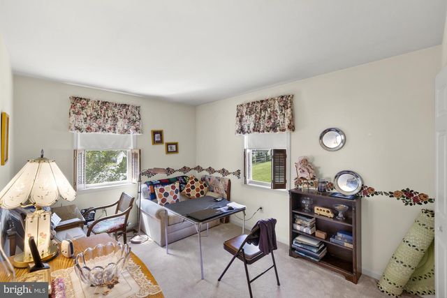 327 BEAVER ST, East Berlin, PA 17316