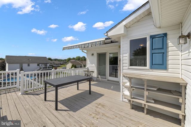 327 BEAVER ST, East Berlin, PA 17316