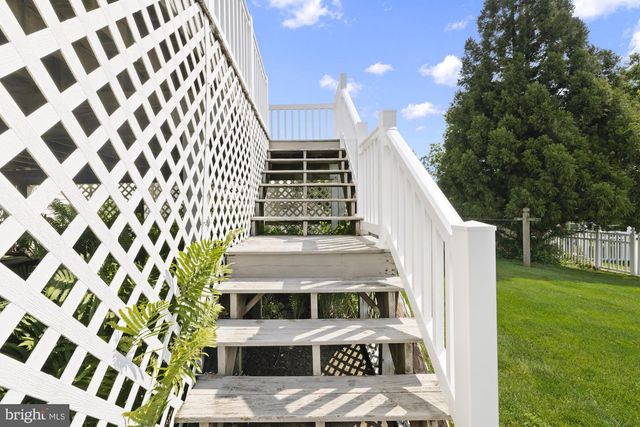 327 BEAVER ST, East Berlin, PA 17316