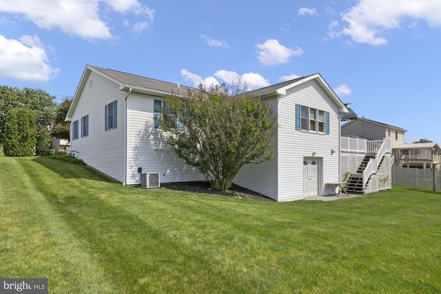 327 BEAVER ST, East Berlin, PA 17316