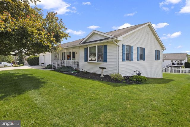 327 BEAVER ST, East Berlin, PA 17316