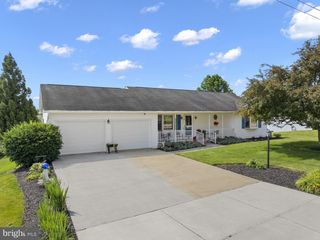 327 BEAVER ST, East Berlin, PA 17316