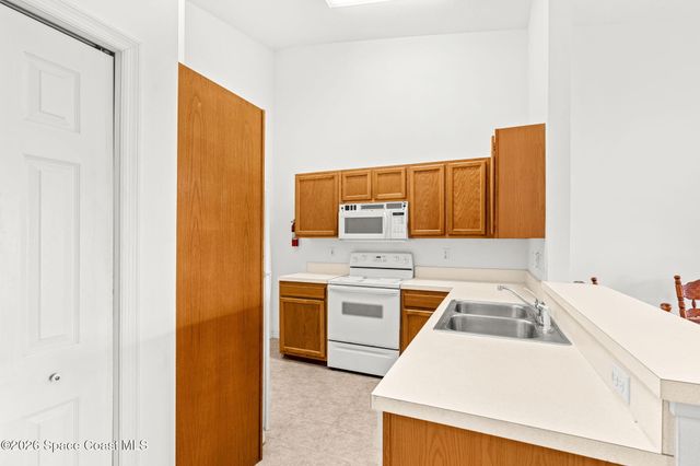 85 Village Street, Satellite Beach, FL 32937