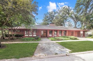 1020 S Knight Avenue, Park Ridge, IL 60068