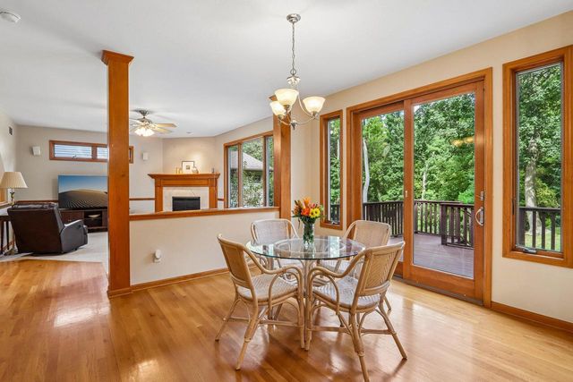 133 Phillips LANE, Lake Mills, WI 53551