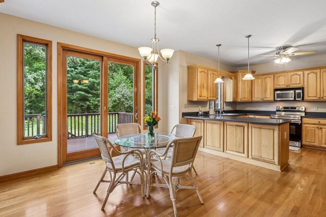 133 Phillips LANE, Lake Mills, WI 53551
