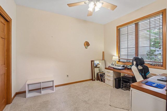 133 Phillips LANE, Lake Mills, WI 53551