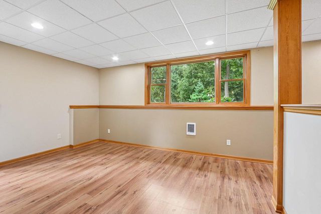 133 Phillips LANE, Lake Mills, WI 53551