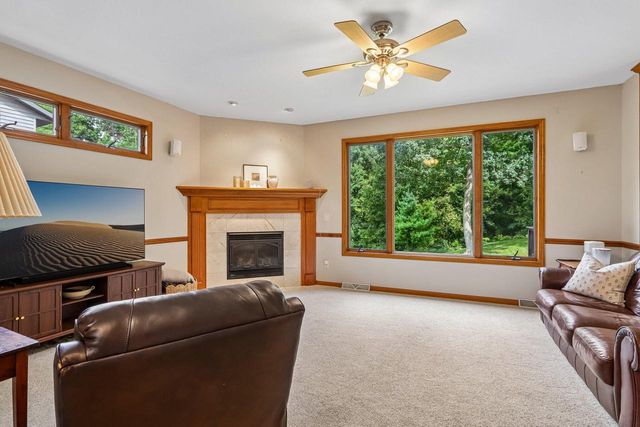 133 Phillips LANE, Lake Mills, WI 53551