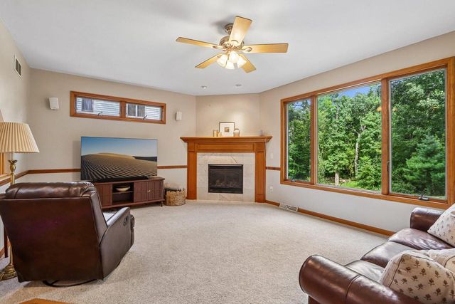 133 Phillips LANE, Lake Mills, WI 53551